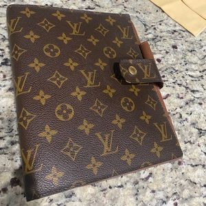 Authentic Louis Vuitton agenda GM large ri…